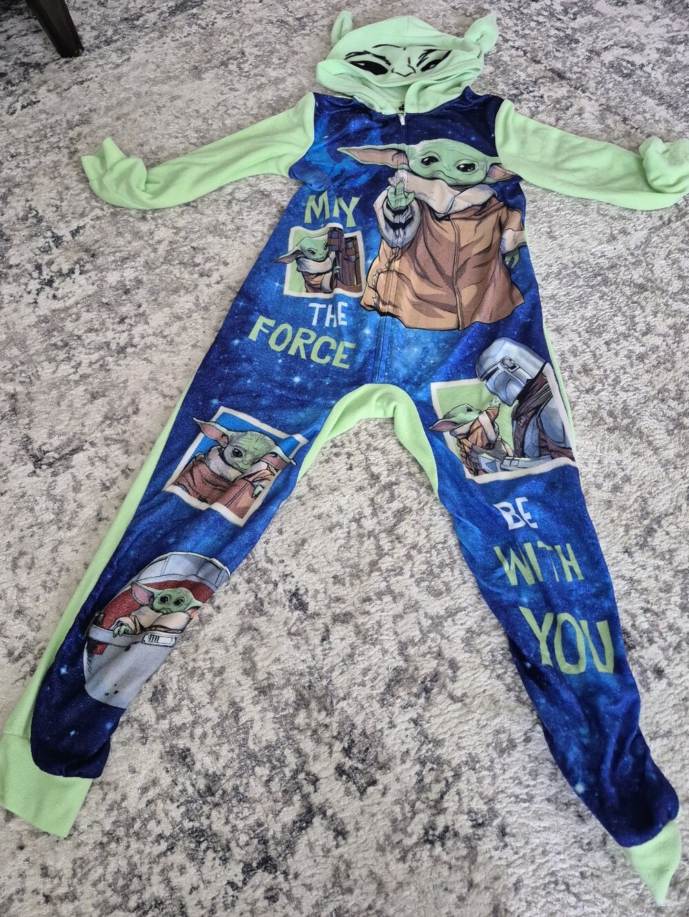 Star wars Yoda onesie size 8